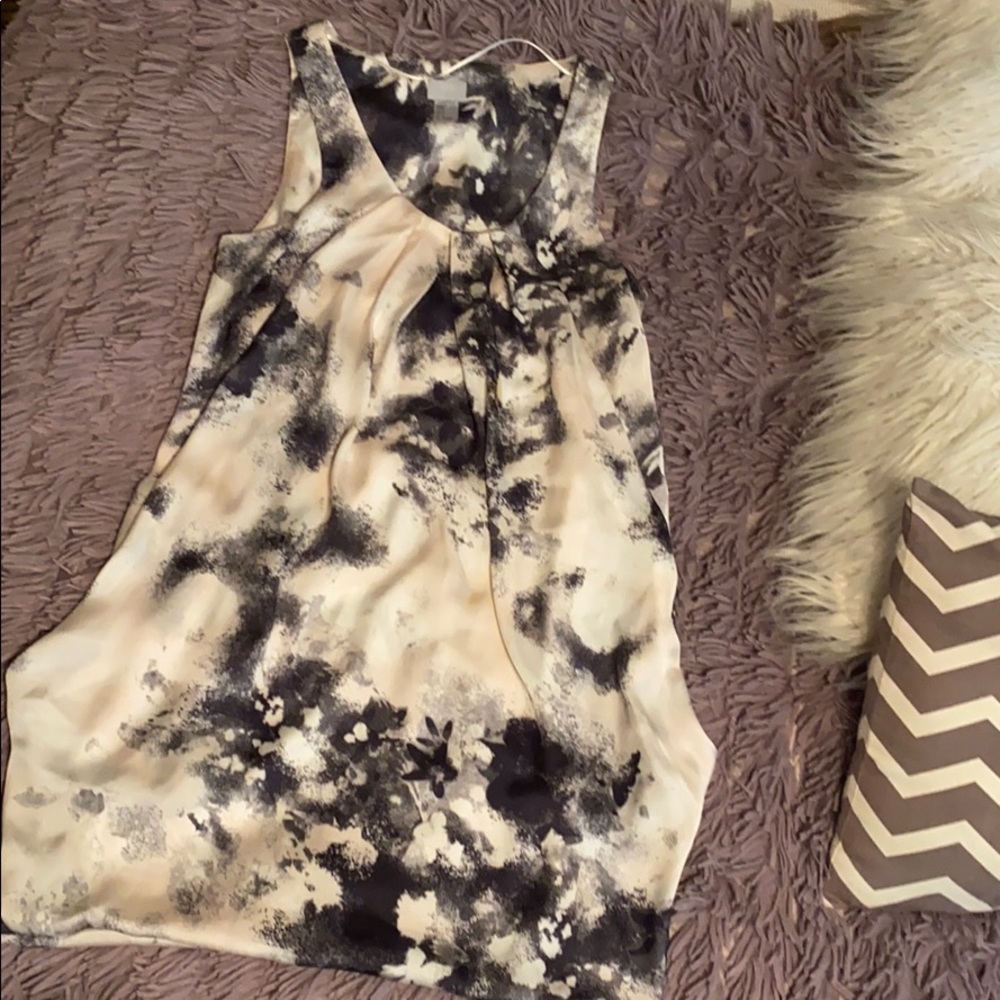 Loose, silky, tapered style dress